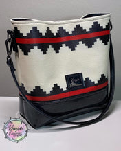 Load image into Gallery viewer, Sweetheart Tote