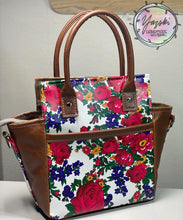 Load image into Gallery viewer, SMALL Valora Handbag