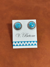 Load image into Gallery viewer, Turquoise Stud Earrings
