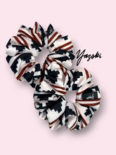 Load image into Gallery viewer, Nizhóni All Around Me SCRUNCHIE
