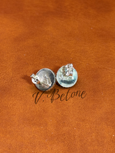 Load image into Gallery viewer, Turquoise stud earrings 02
