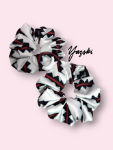 Load image into Gallery viewer, Navajo Basket SCRUNCHIE
