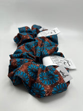 Load image into Gallery viewer, Sleeping Beauty Clusters SCRUNCHIE
