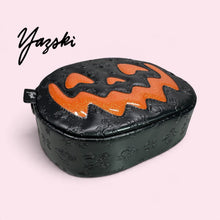 Load image into Gallery viewer, Black Spider Cutsey Pumpkin Purse
