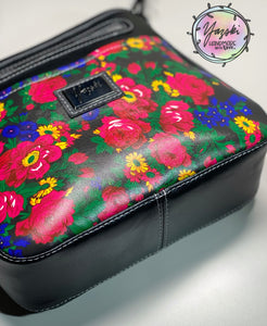 Gaia Crossbody Purse