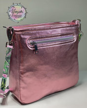 Load image into Gallery viewer, Gaia Crossbody Purse
